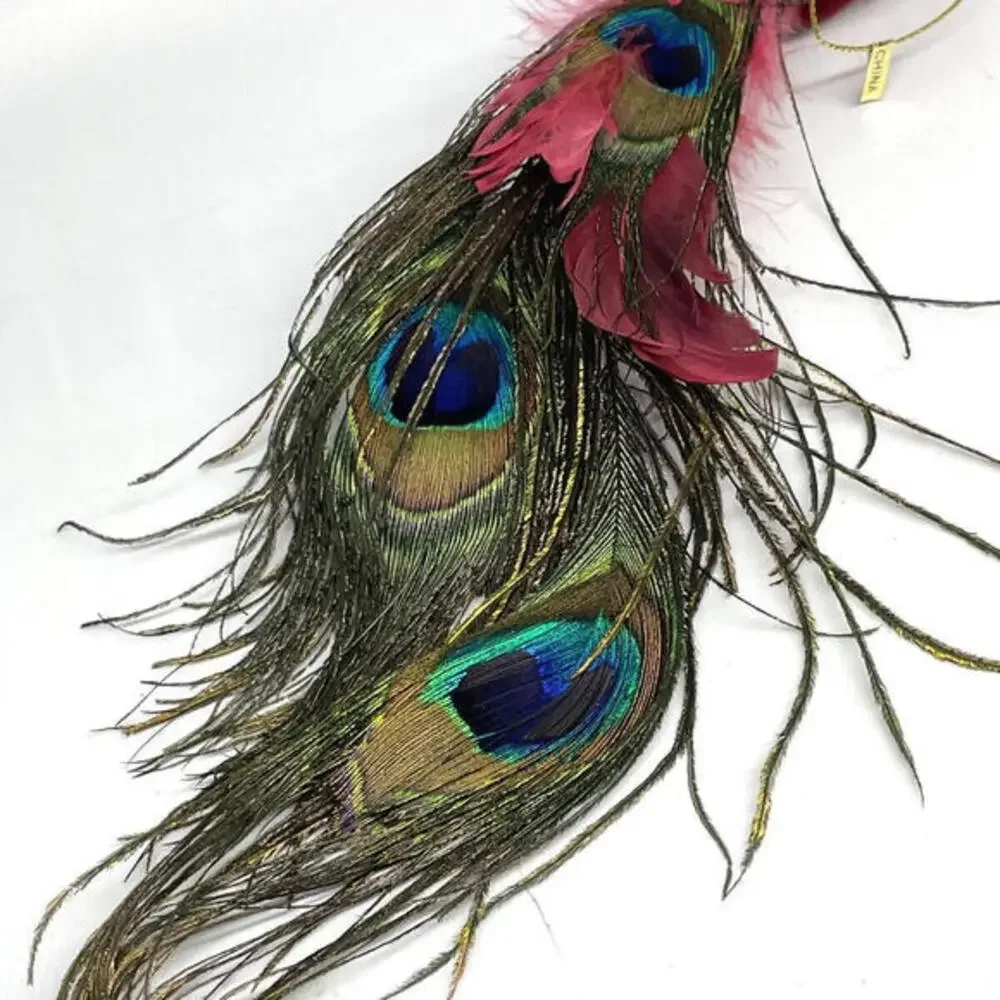 N/A red feather